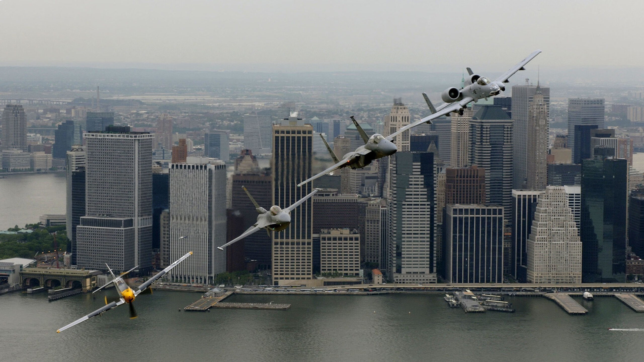 北欧寒流席卷红牛竞技场！阿劳霍一夫当关，丹麦铁骑碾碎莱比锡