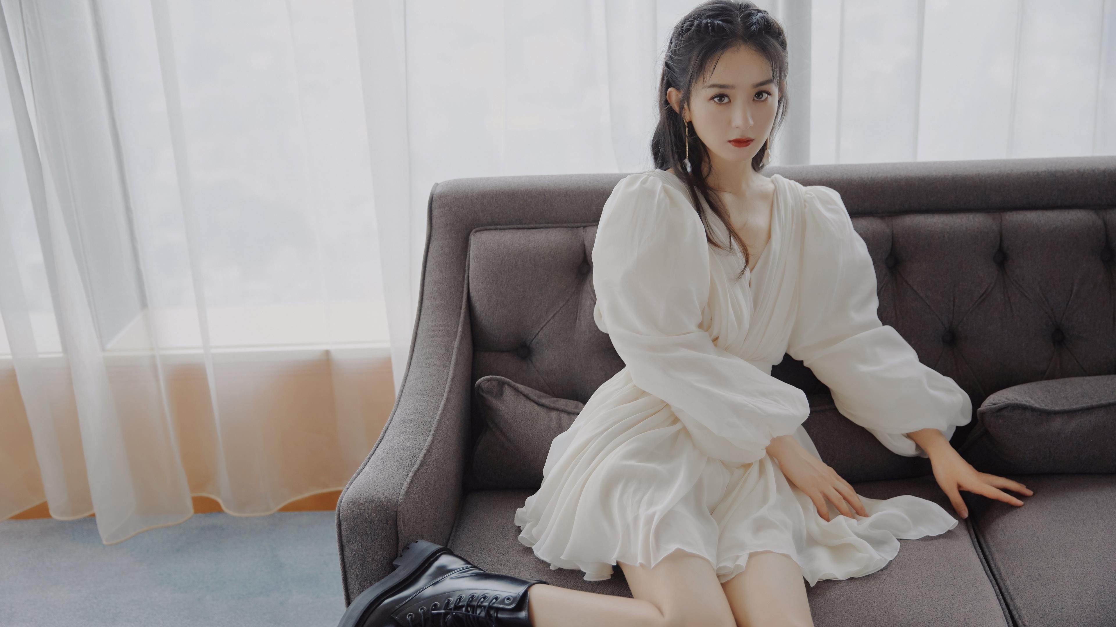 巴林赛道变足球场，新赛季F1揭幕战，上演勒沃库森式巅峰对决