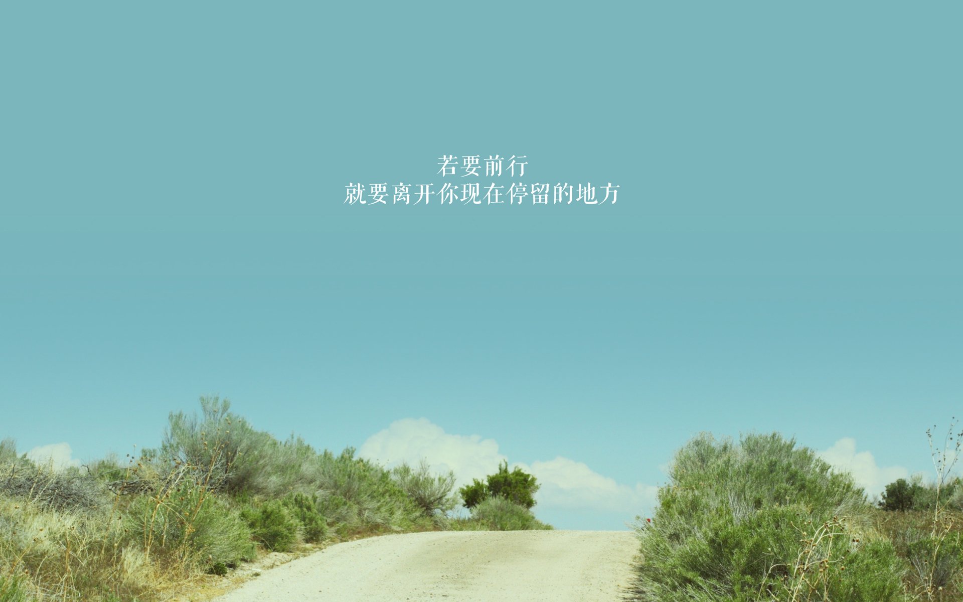 首先,我需要破题。唯一性是关键,意味着要找到一个独一无二的、他人难以模仿的切入点和叙事方式。直接写两场不相关的比赛没有意义,所以必须建立一个比喻或映射系统,让F1和篮球防守产生化学反应